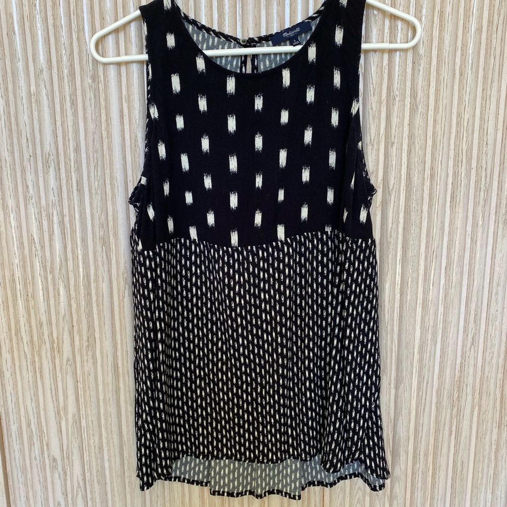 Sleeveless top